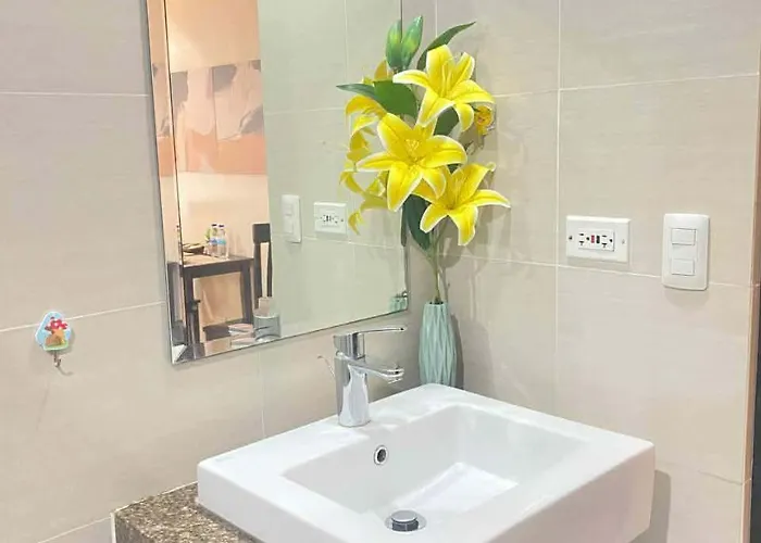 Cluster 5 9h Aparthotel Manila